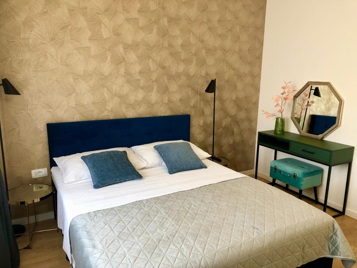 Hedone City Luxury Apartments With Free Parking Pula Exteriér fotografie