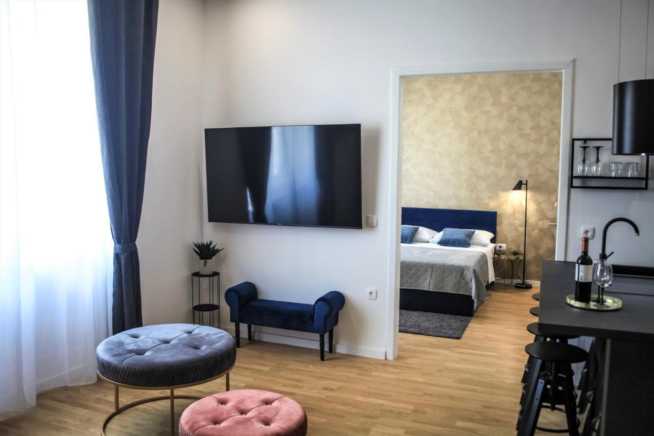 Hedone City Luxury Apartments With Free Parking Pula Exteriér fotografie
