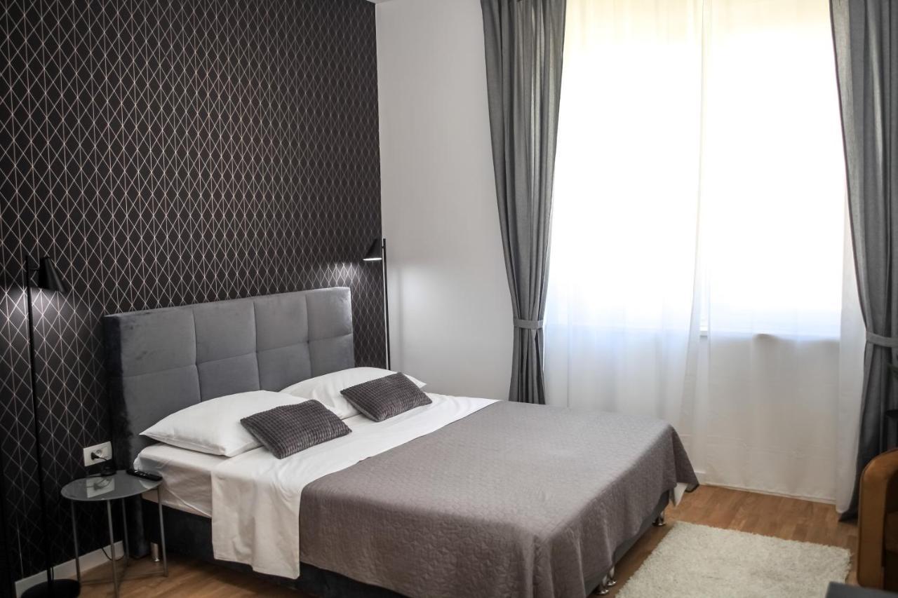 Hedone City Luxury Apartments With Free Parking Pula Exteriér fotografie